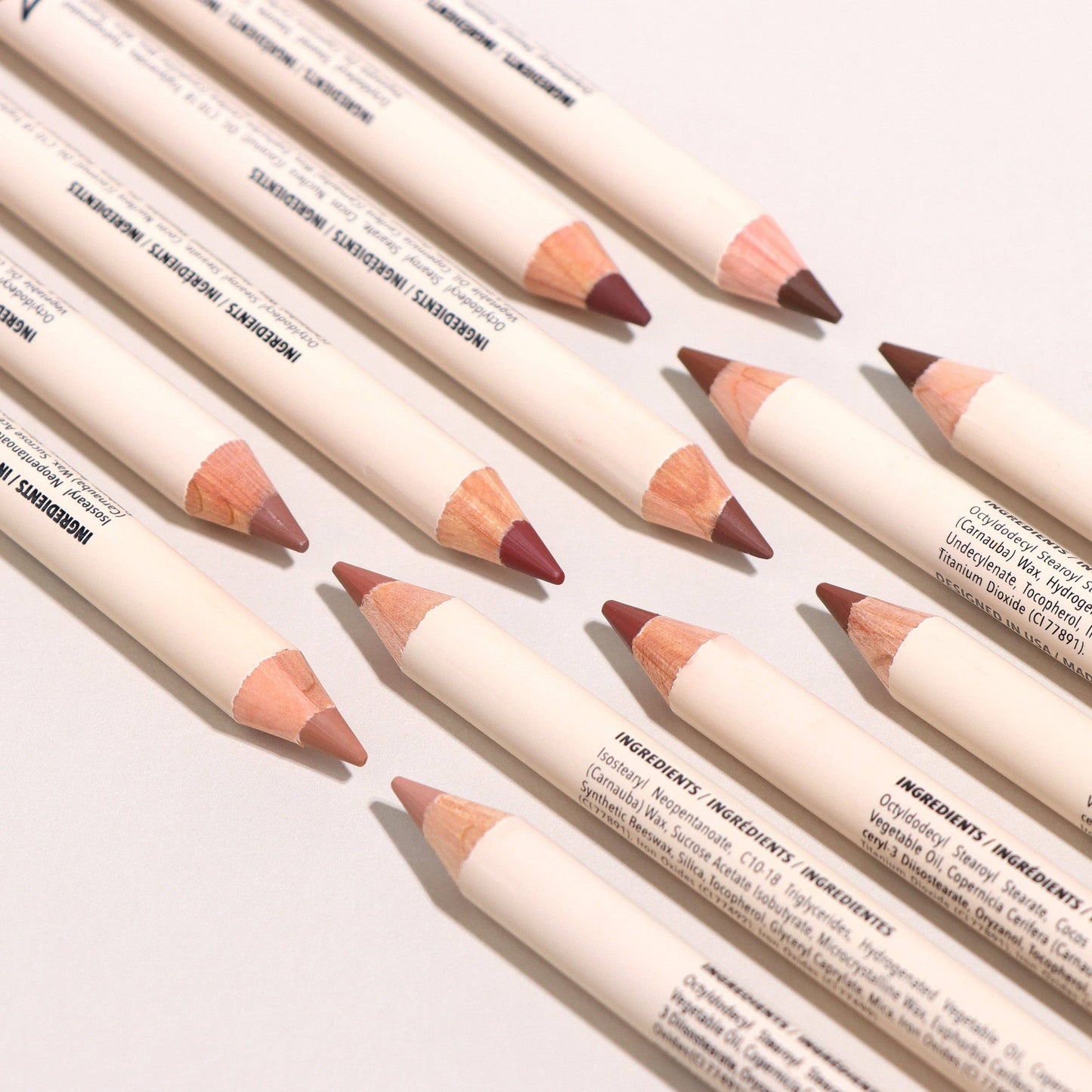 Must-Have Lip Liner (001, Rose Beige)